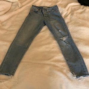 Size 25 wedgie skinny Levi jeans
